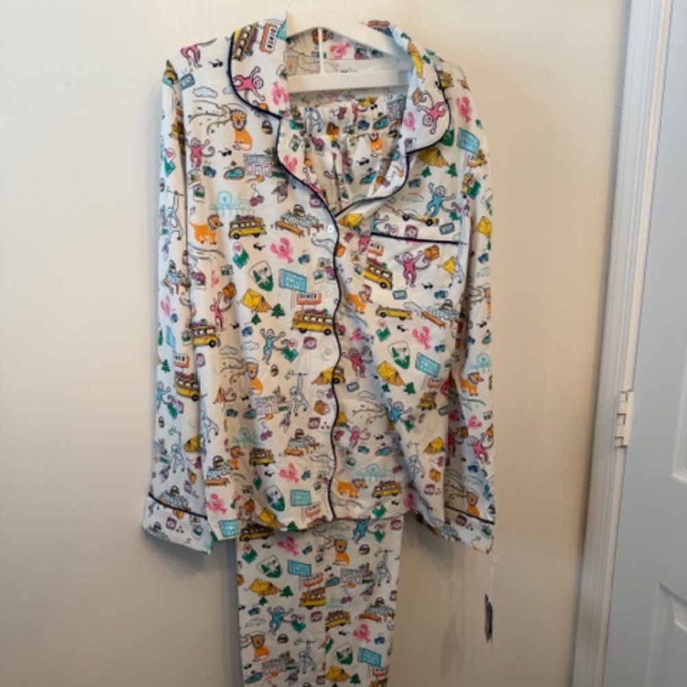 Roller Rabbit x Target Roadtrip Pajamas Size M - NEW w/tags - Picture 5 of 6